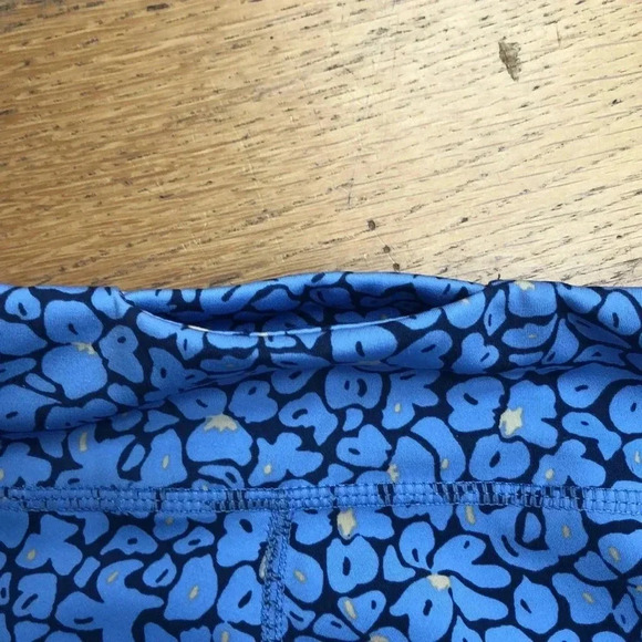 NWT J. McLaughlin Leggings. Size Large - Picture 4 of 6